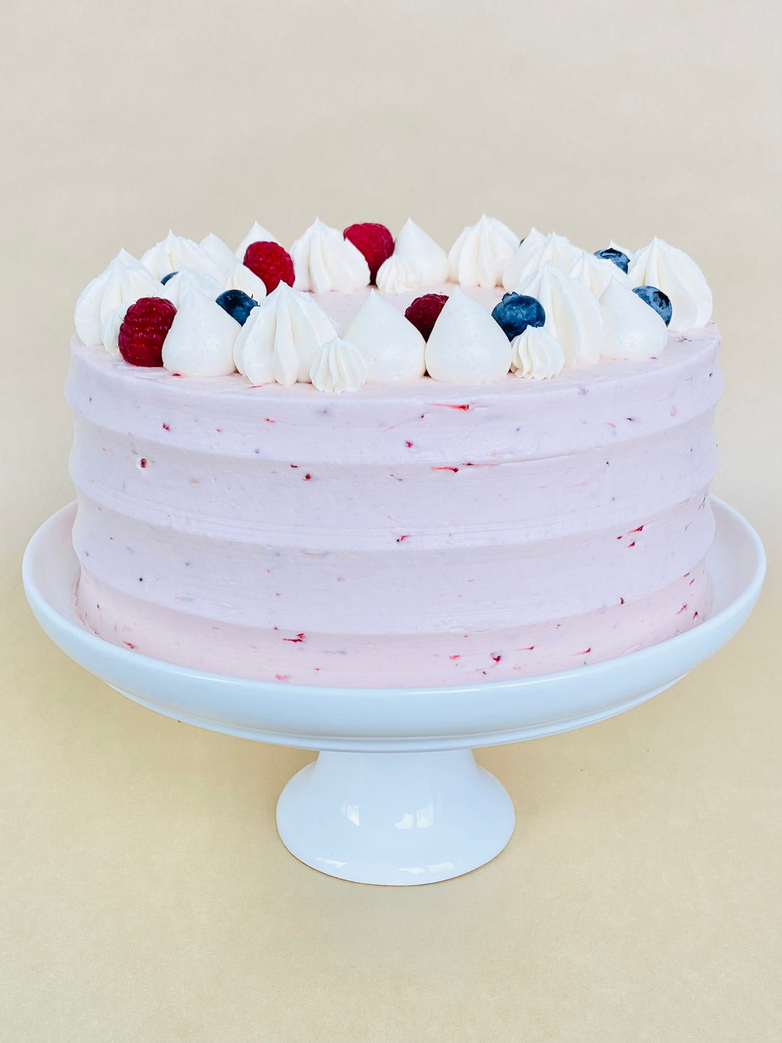 VEGAN Vanilla Berry Cake