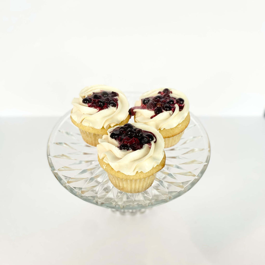 Vanilla Berry (6 Cupcakes)