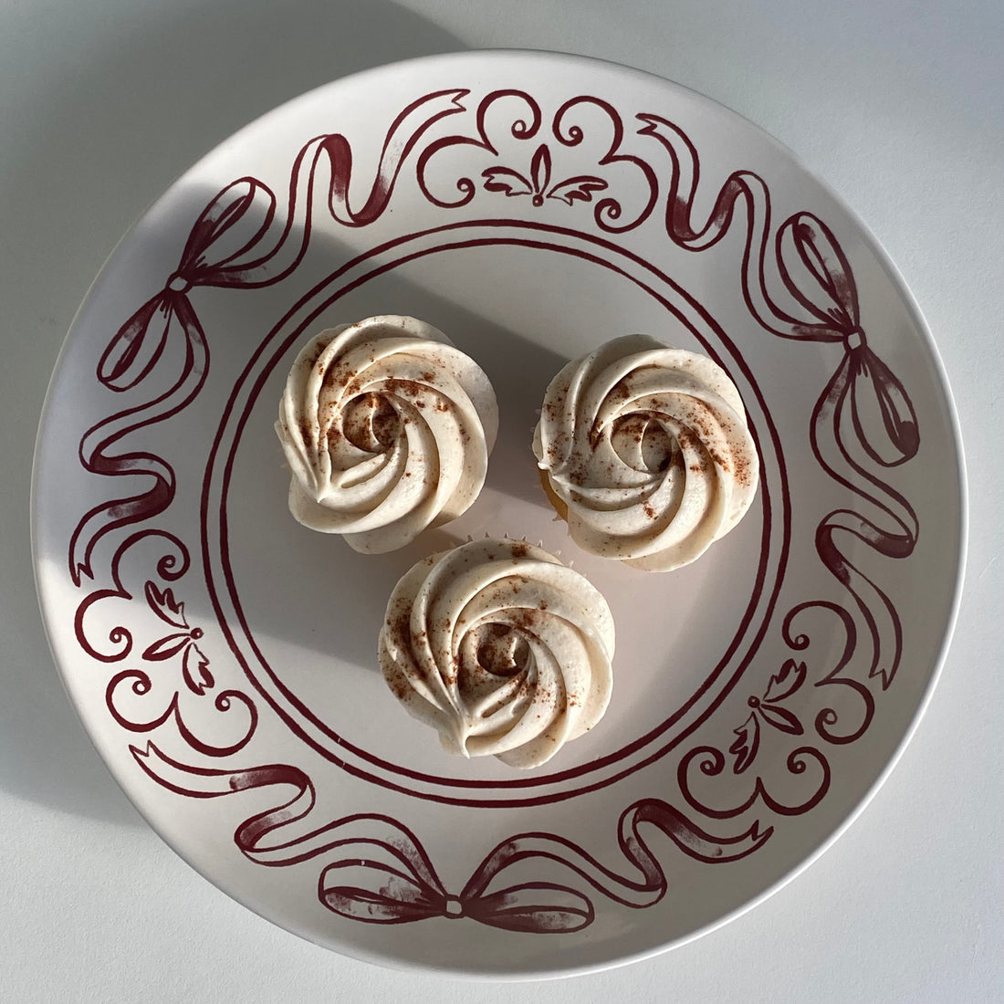 Gingerbread Cupcakes/Mini Cupcakes (GF/Vegan option)