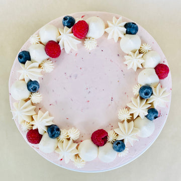 VEGAN Vanilla Berry Cake